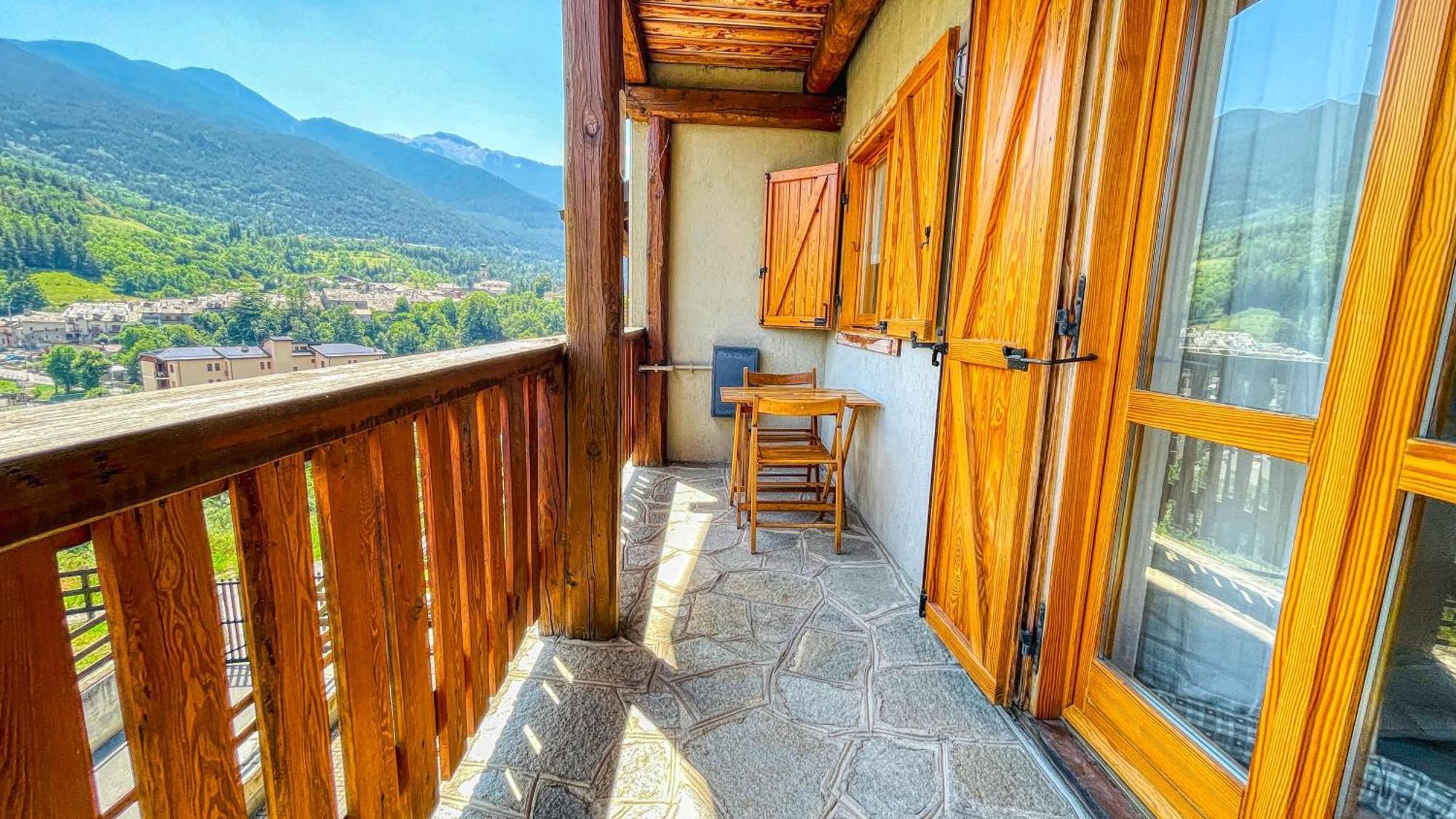 Appartamento Bellavista - Affitti Brevi Italia Oulx Exterior photo
